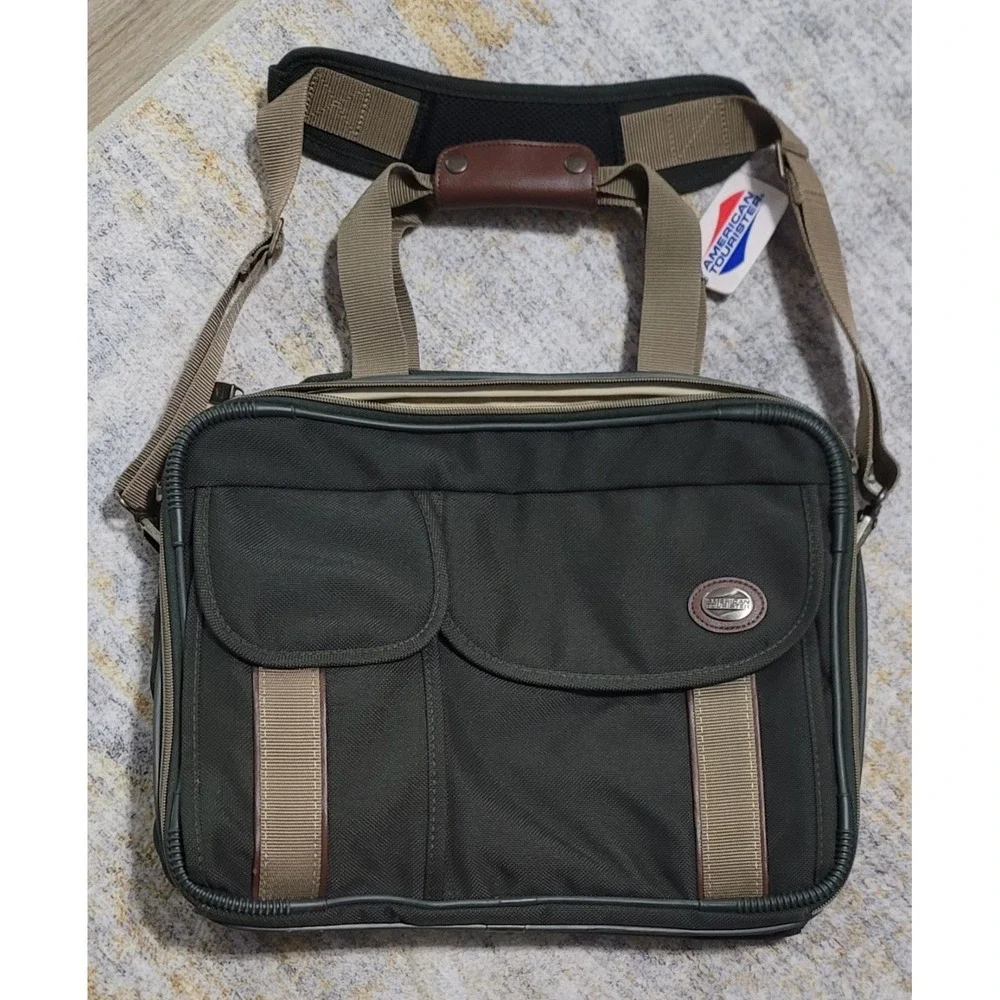 American Tourister Olive Canvas Cordura Shoulder Bag & Matching Hang Garment Bag